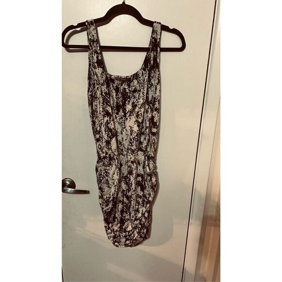 Tarte Gray SnakeSkin Print Gray Dress Ruched Sides SZ  S - Picture 1 of 9